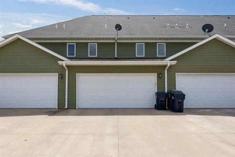 2628 Pinto Lane Iowa City IA 52240