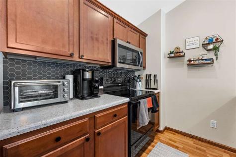 405 Duchess Drive Solon IA 52333