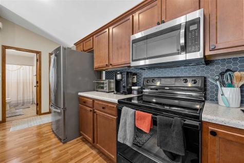 405 Duchess Drive Solon IA 52333