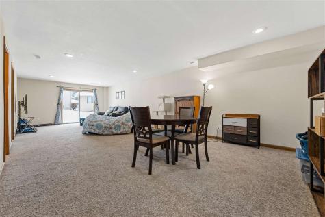 405 Duchess Drive Solon IA 52333