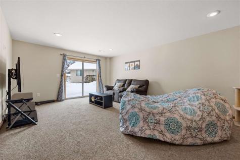 405 Duchess Drive Solon IA 52333