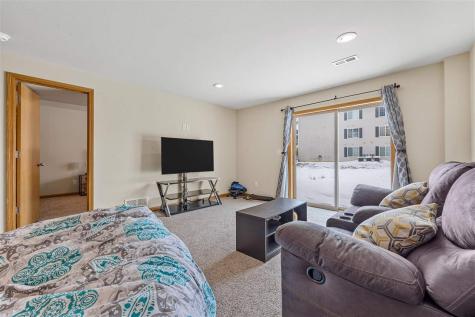 405 Duchess Drive Solon IA 52333