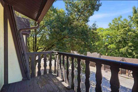 1512 1st Avenue Coralville IA 52241