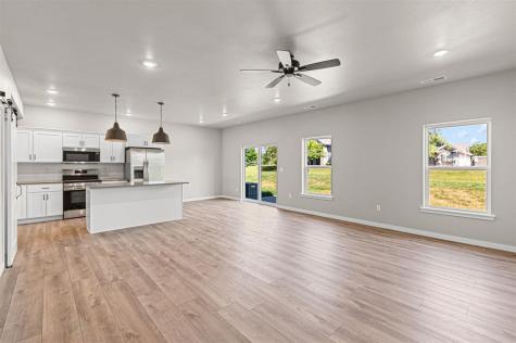 2306 Water Tower Place North Liberty IA 52317