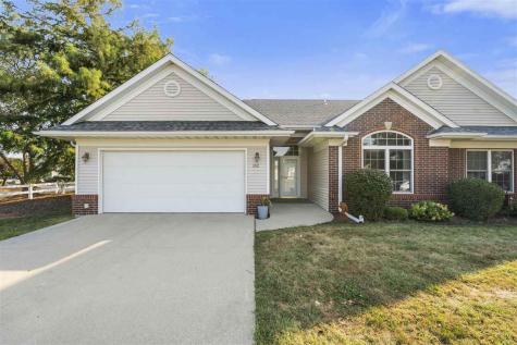 392 Paddock Circle Iowa City IA 52240