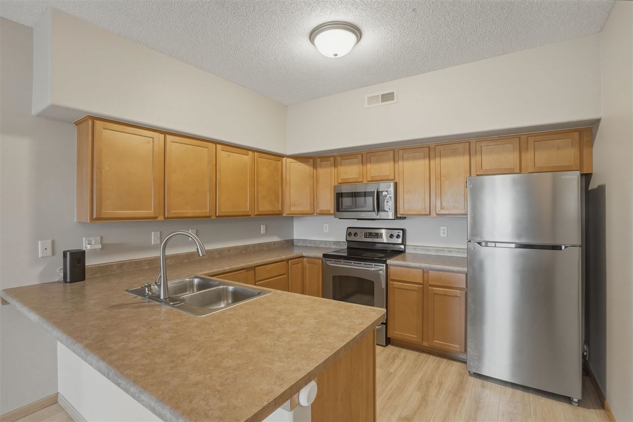 301 Taft Avenue Iowa City IA 52245-0000