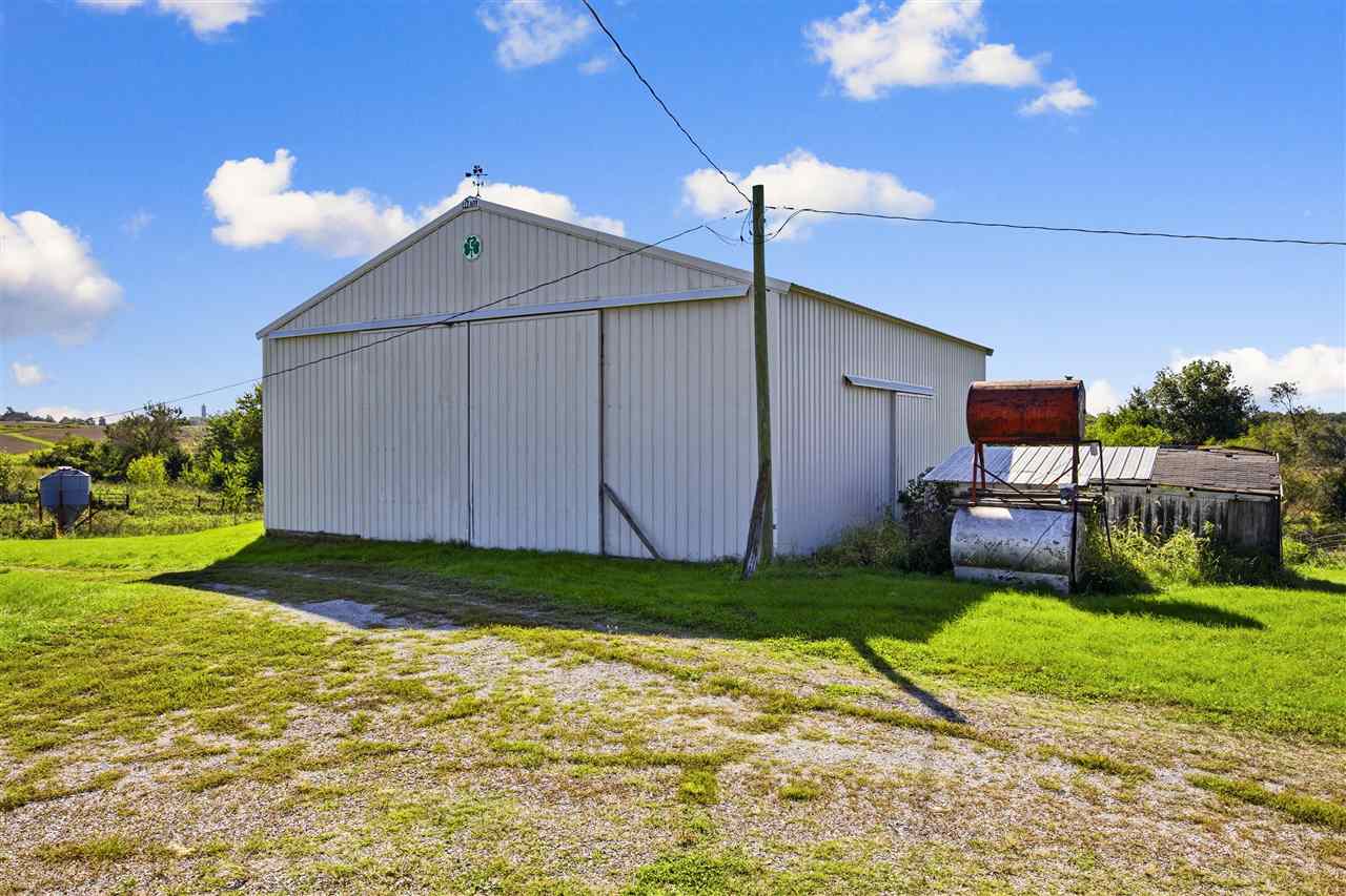 1981 White Oak Avenue Solon IA 52333