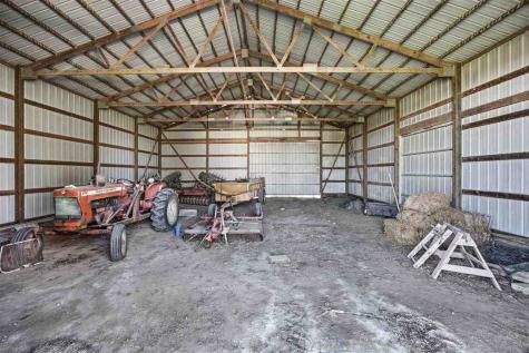 1981 White Oak Avenue Solon IA 52333