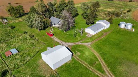 1981 White Oak Avenue Solon IA 52333