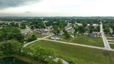 Lot 13 Mrm 2nd Addn Western Avenue Marengo IA 52301