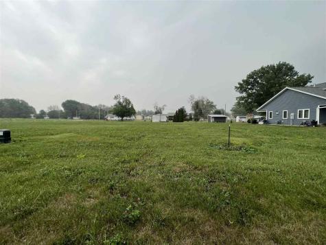Lot 13 Mrm 2nd Addn Western Avenue Marengo IA 52301