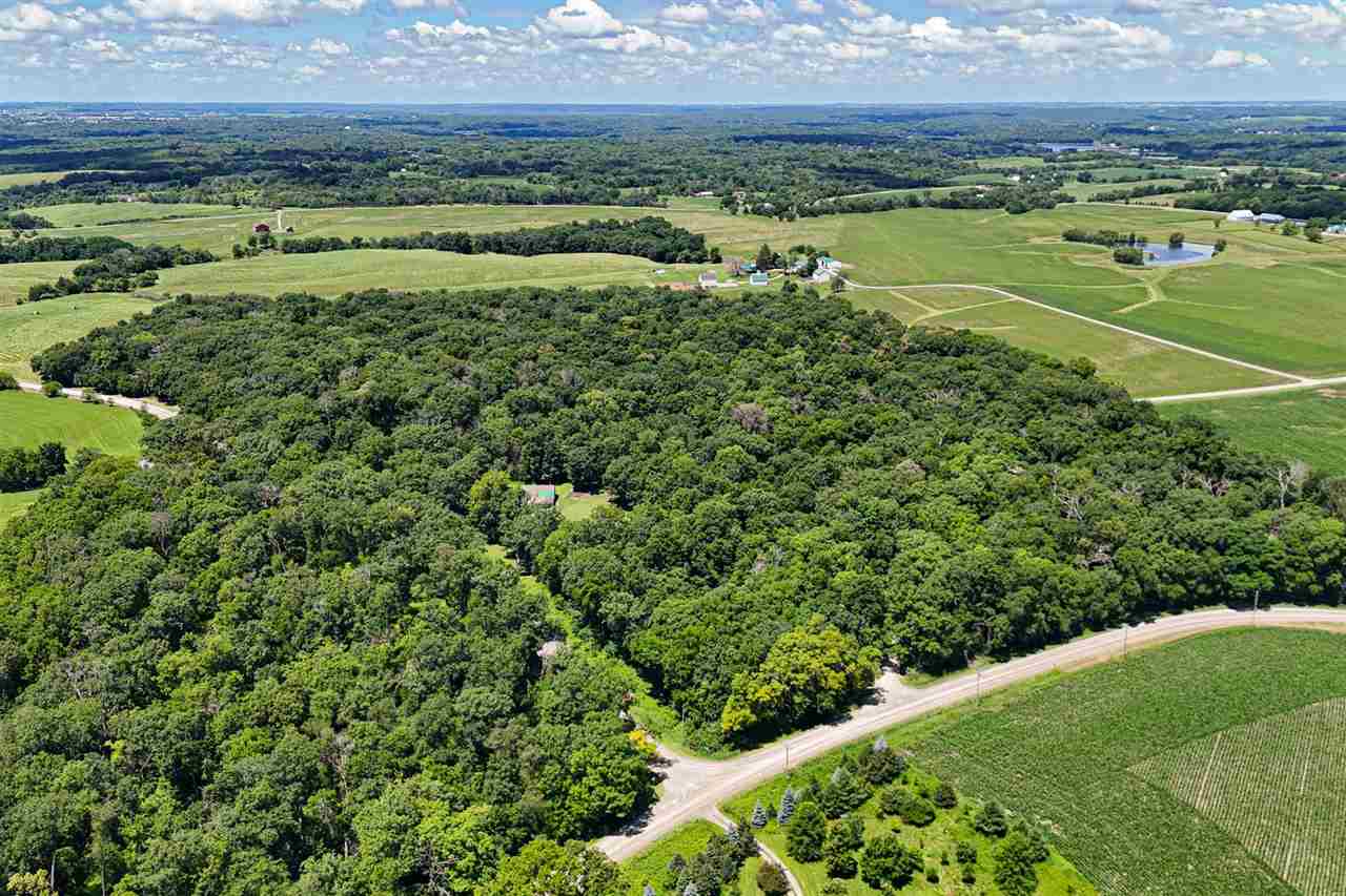 2231 Jordan Creek Road Solon IA 52333
