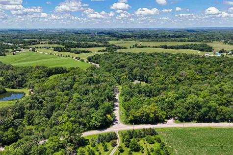 2231 Jordan Creek Road Solon IA 52333