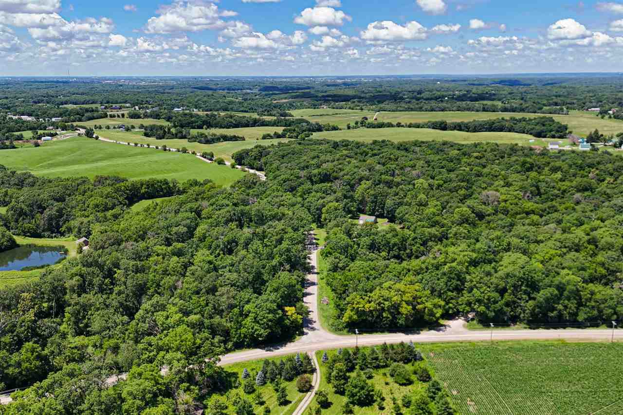 2231 Jordan Creek Road Solon IA 52333