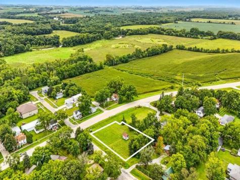 0.64 Acres M/l N Boise Street Riverside IA 52327