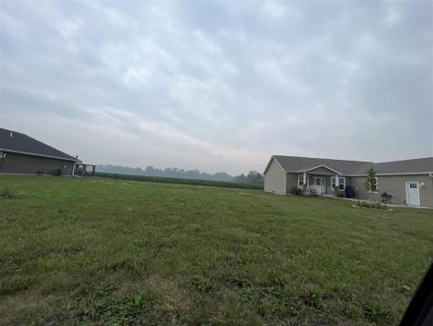 Lot Lot 5 Mrm 2nd Addn Garfield Street Marengo IA 52301