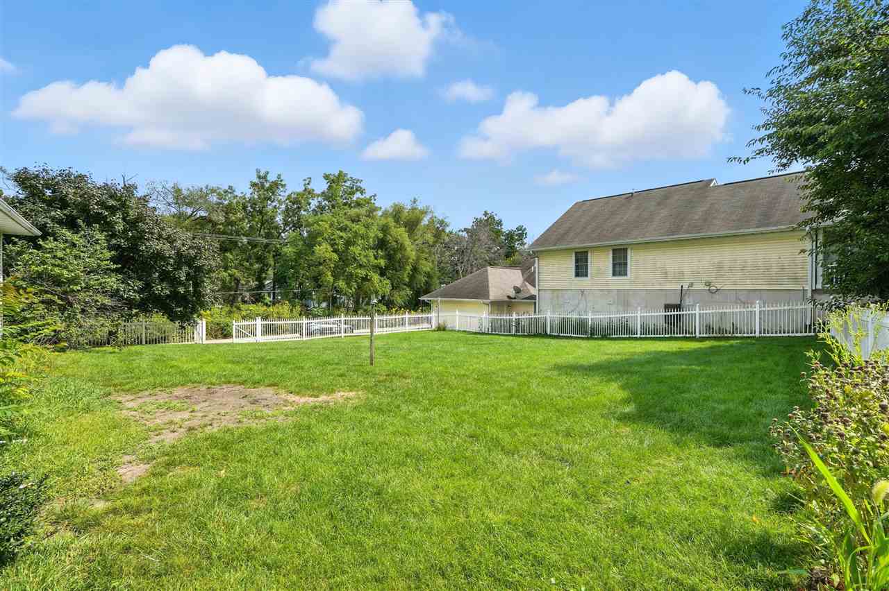 900 Longfellow Place Iowa City IA 52240