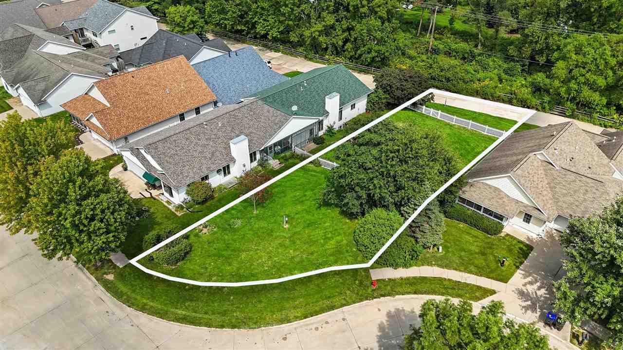 900 Longfellow Place Iowa City IA 52240