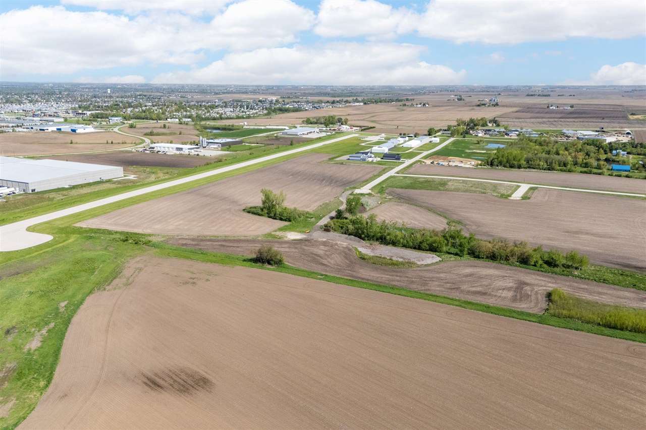 443 Aircom Drive Marion IA 52302