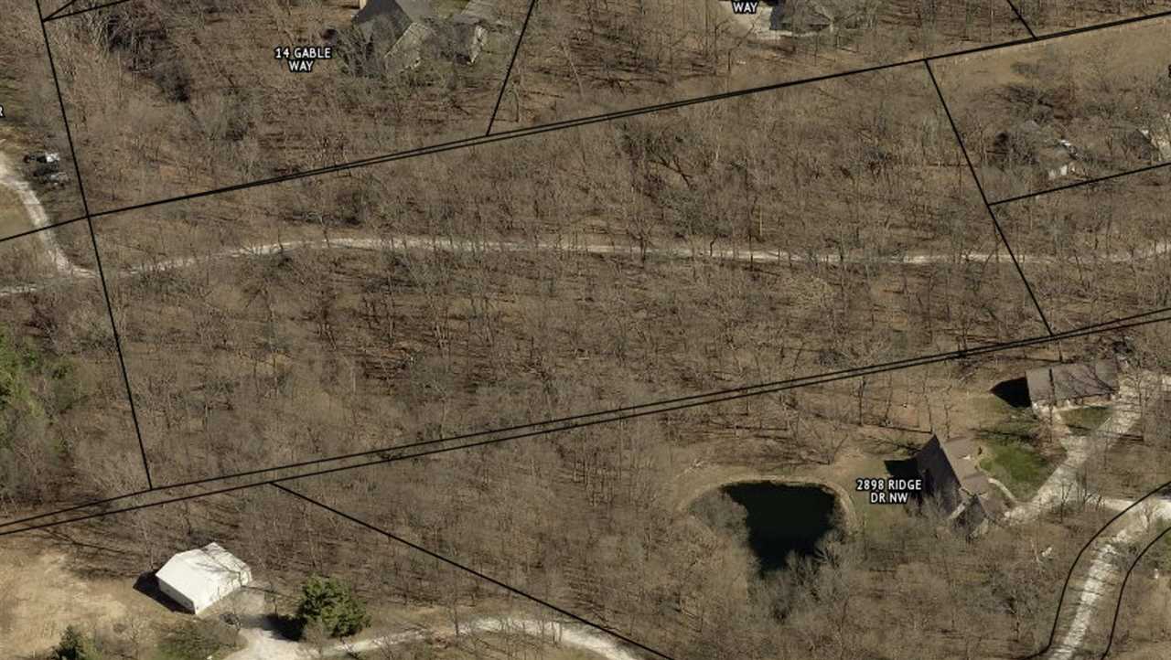 6 Acres S Park Road Tiffin IA 52340