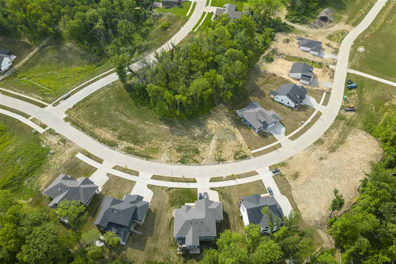5225 Seminole Valley Trail NE Cedar Rapids IA 52411