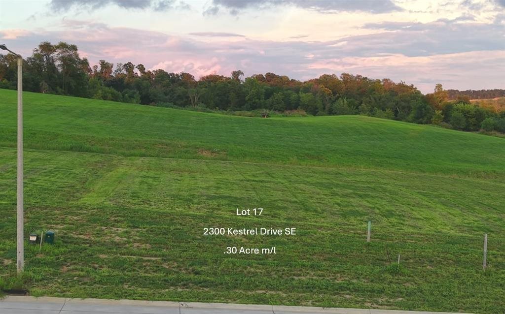 2300 Kestrel Drive SE Cedar Rapids IA 52403
