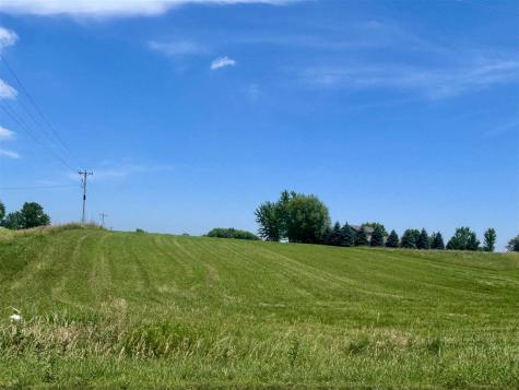 874 Daulton Drive Tipton IA 52772