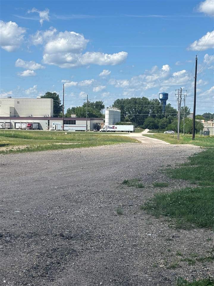 1650 220th Street Manchester IA 52057