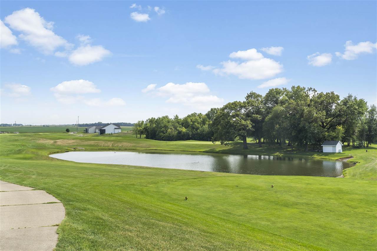 902 Long Drive Solon IA 52333