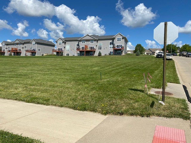2 E Dovetail Place Coralville IA 52241