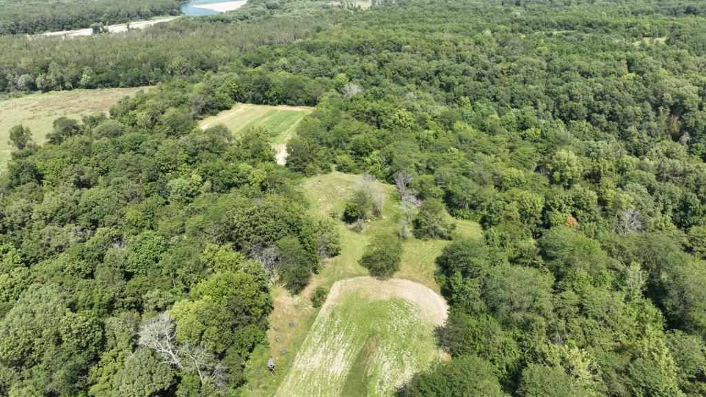 2681 Casey Avenue Letts IA 52754