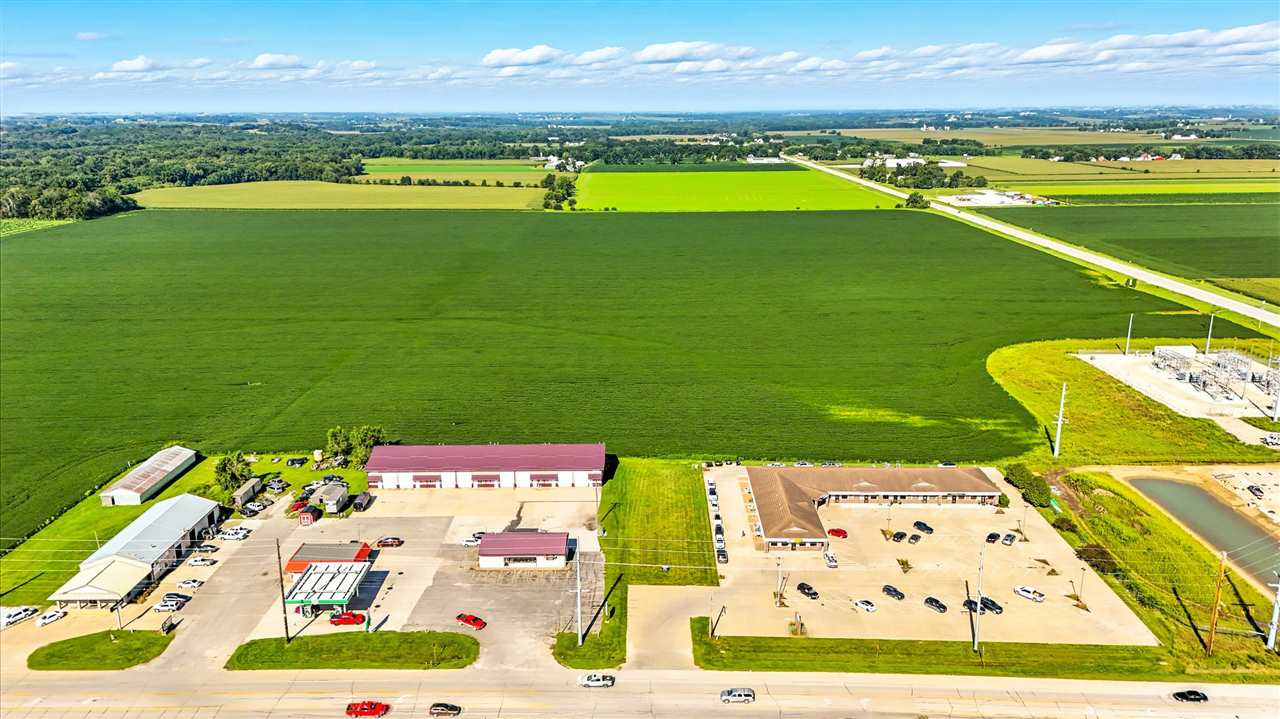 6 Acres M/l Parcel Q 1st Street Kalona IA 52247
