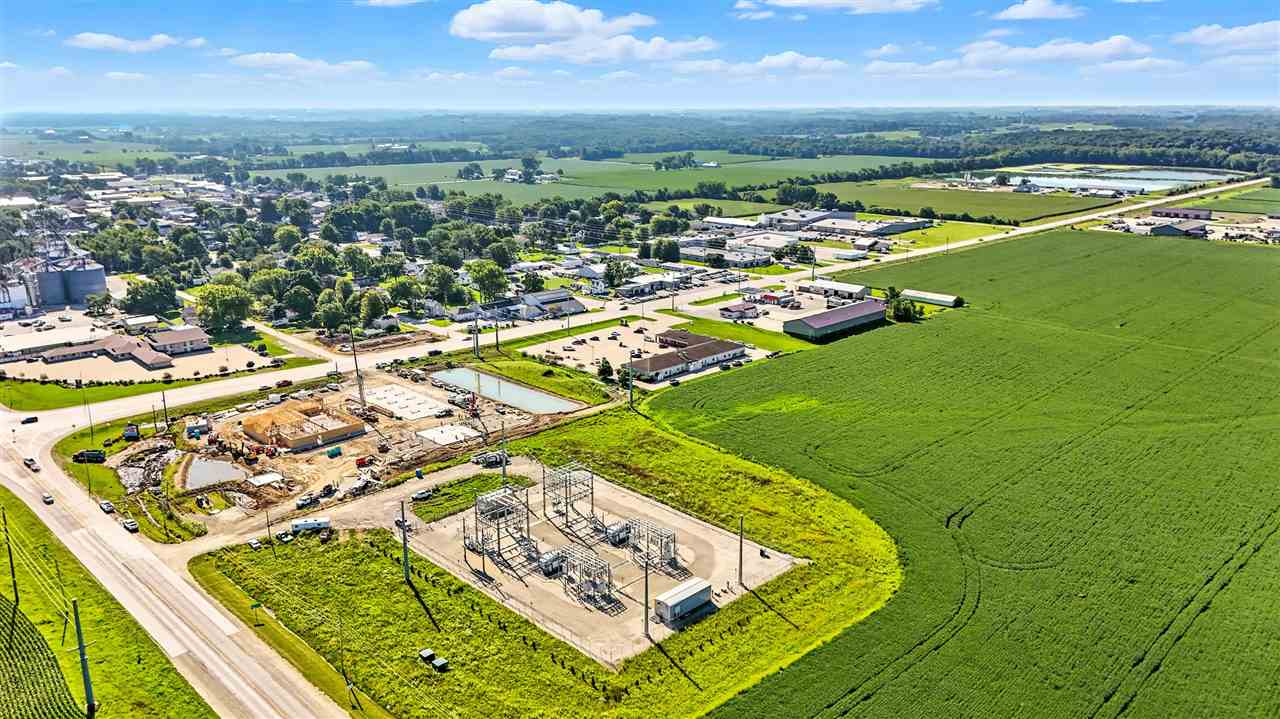 6 Acres M/l Parcel Q 1st Street Kalona IA 52247