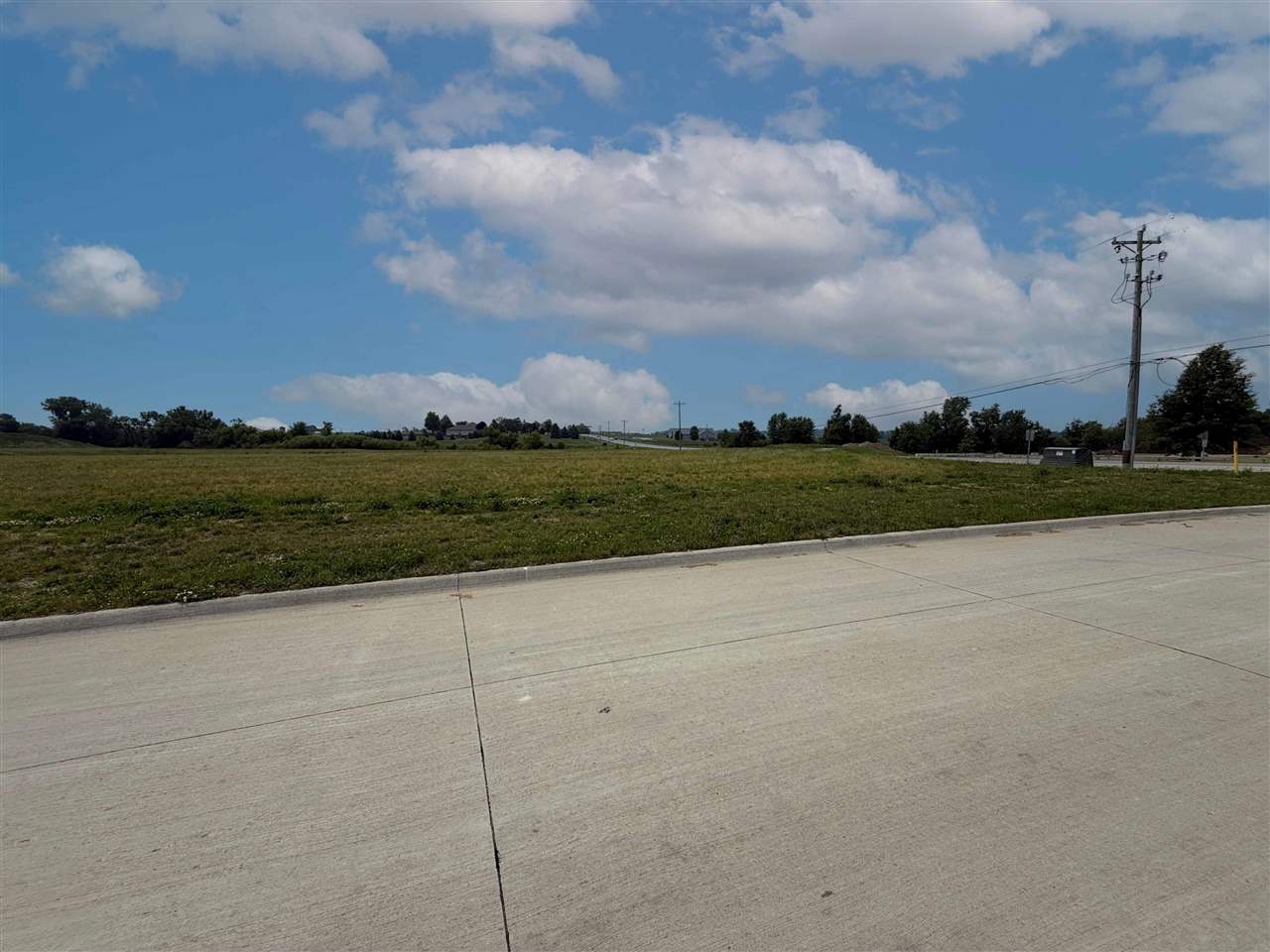 3351 Eagle View Court Robins IA 52328