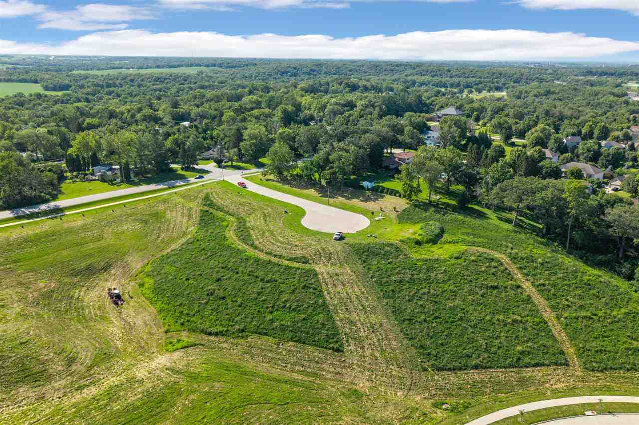586 Auburn Ridge Road Coralville IA 52241
