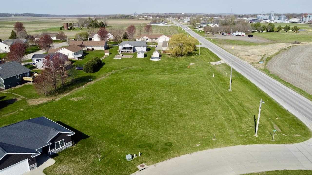 105 Fairlawn Court Marengo IA 52301