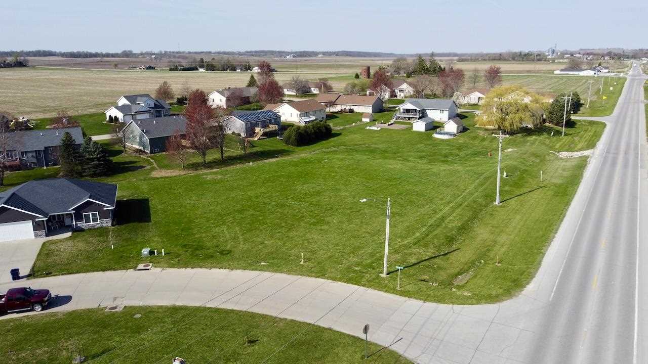 105 Fairlawn Court Marengo IA 52301