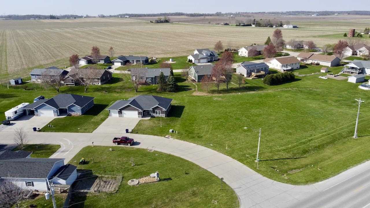 105 Fairlawn Court Marengo IA 52301