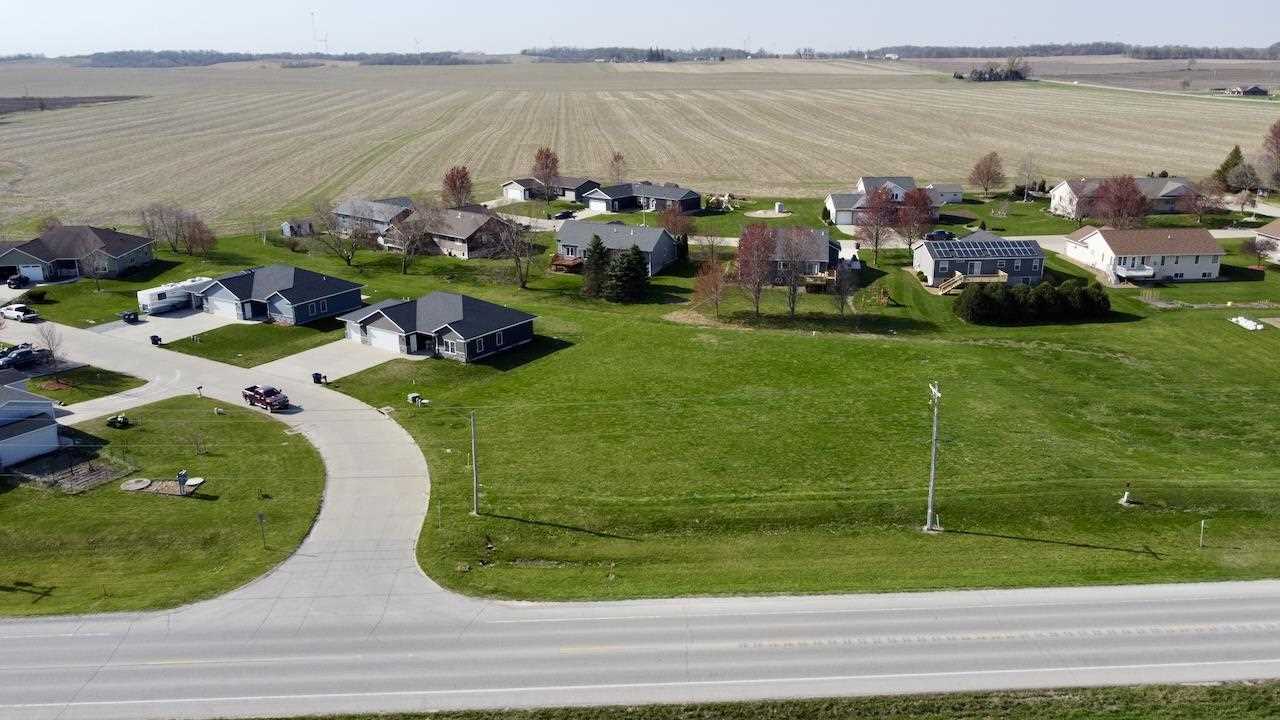 105 Fairlawn Court Marengo IA 52301