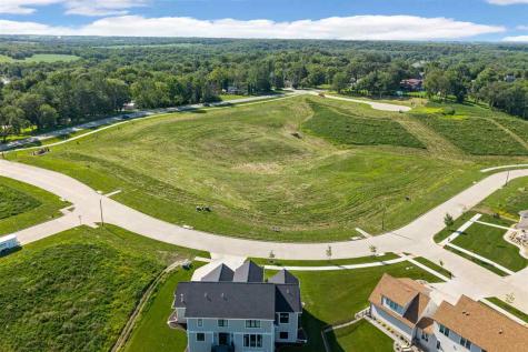 617 Amy Lynn Circle Coralville IA 52241