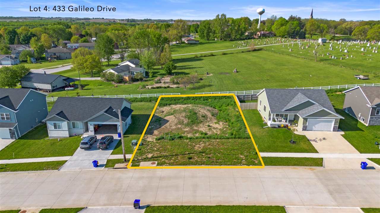433 Galileo Drive Riverside IA 52327