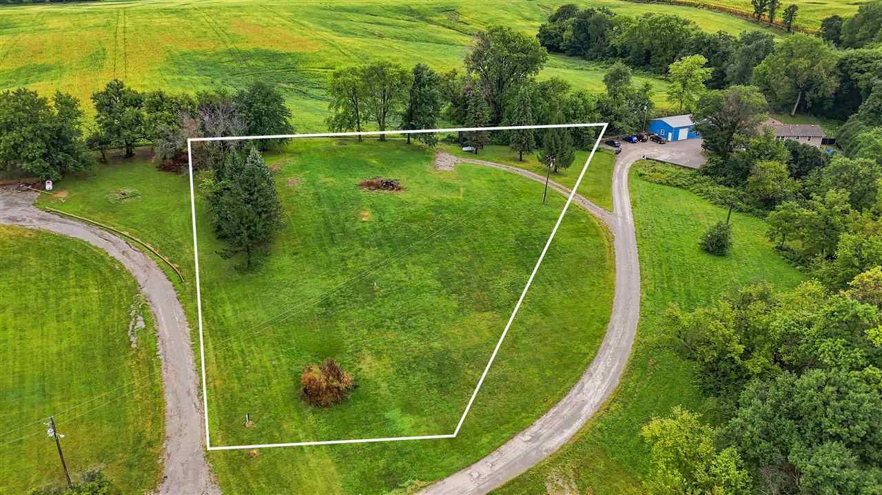1047 Vine Avenue Riverside IA 52327