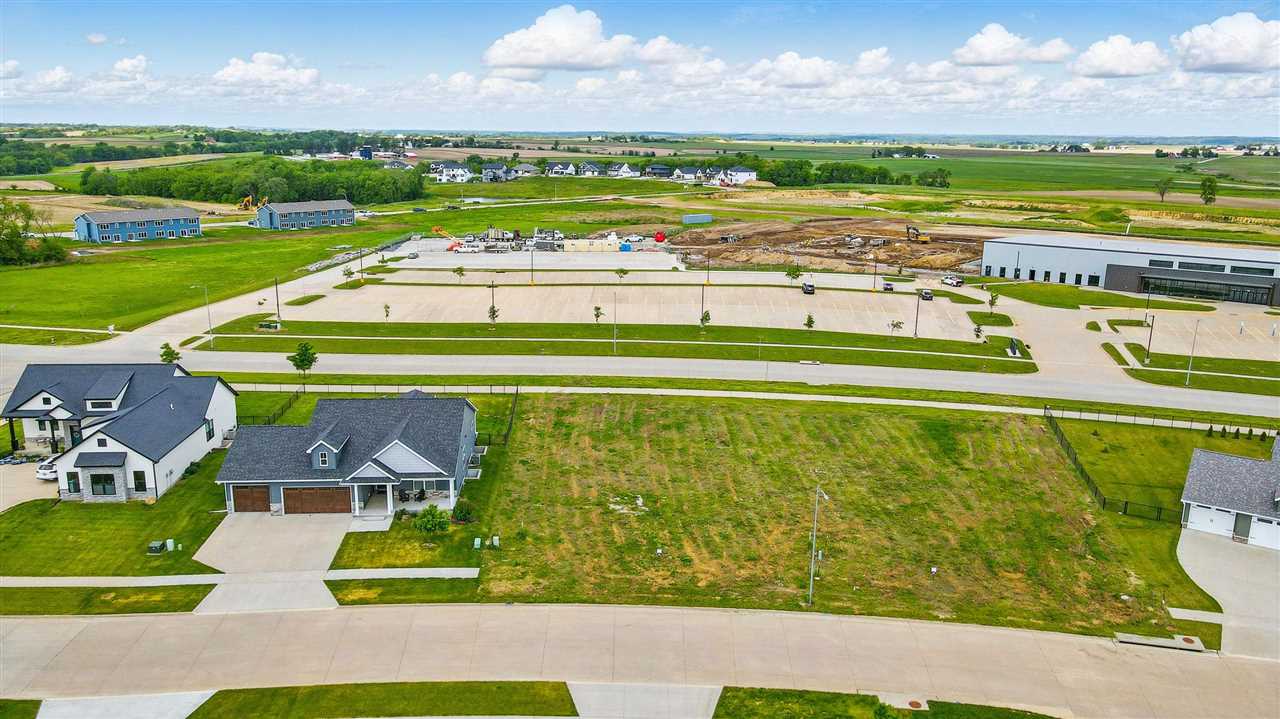 1815 Green Oak Court Tiffin IA 52340