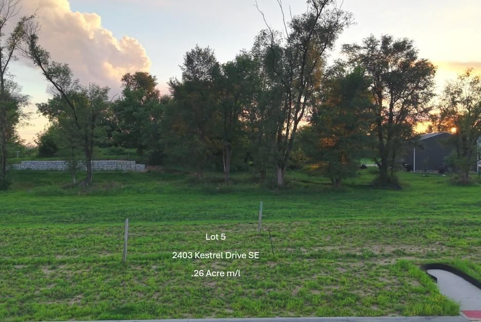 2403 Kestrel Drive SE Cedar Rapids IA 52403