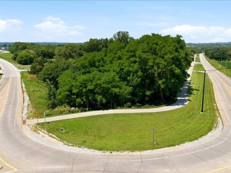 Starks Acres NE Lot #2 Solon IA 52333