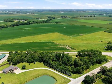 Starks Acres NE Lot #2 Solon IA 52333