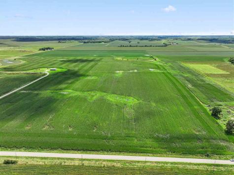 130TH Street Parcel#s 111704030 & 112001024 Marengo IA 52301