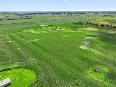 130TH Street Parcel#s 111704030 & 112001024 Marengo IA 52301