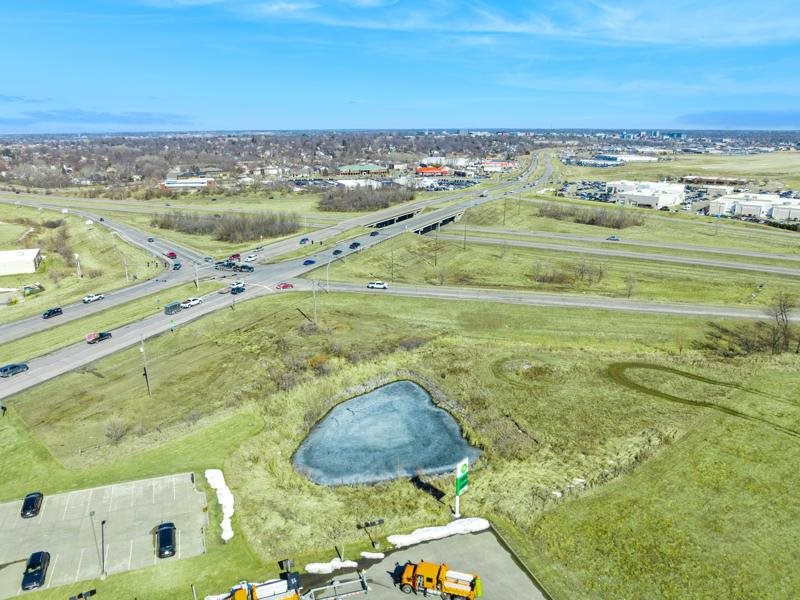 34 Escort Lane Iowa City IA 52240