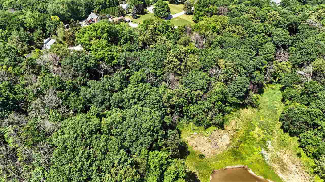 2771 Lake View NE Solon IA 52333